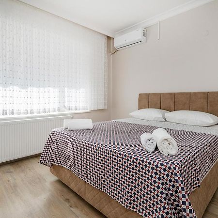 Spacious Apartment In The Historical Center Of Бурса Екстер'єр фото