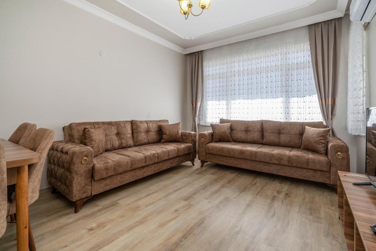 Spacious Apartment In The Historical Center Of Бурса Екстер'єр фото