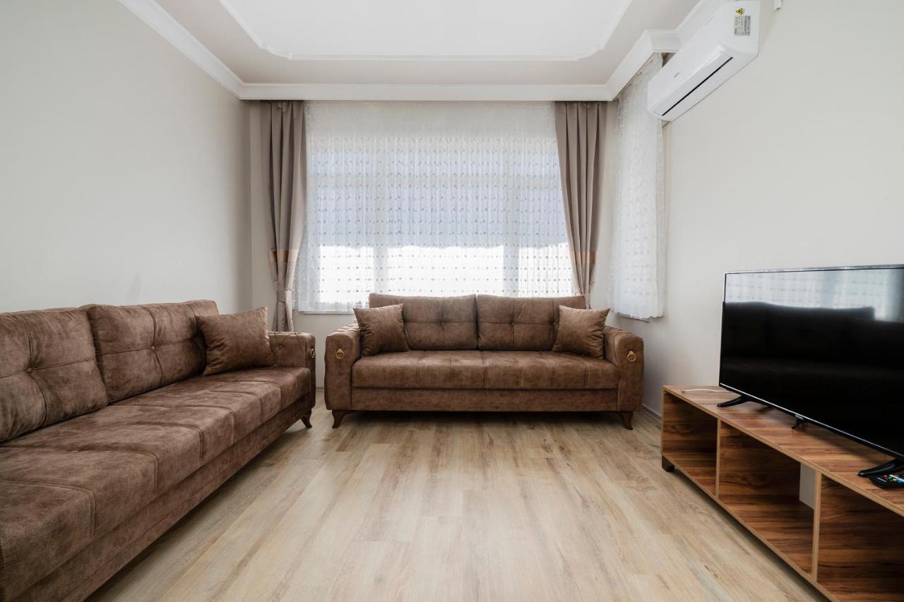 Spacious Apartment In The Historical Center Of Бурса Екстер'єр фото